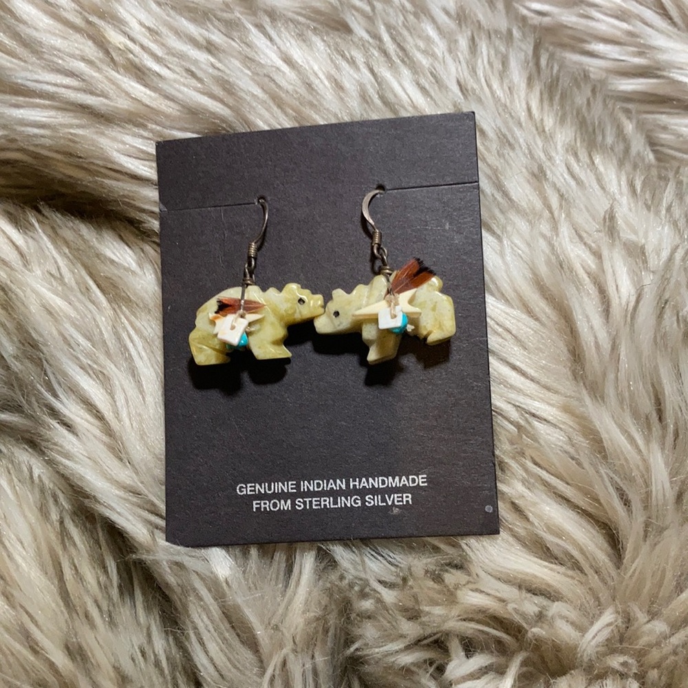 Vintage 1980’s Zuni style Bear Fetish earrings sterling silver and natural stone